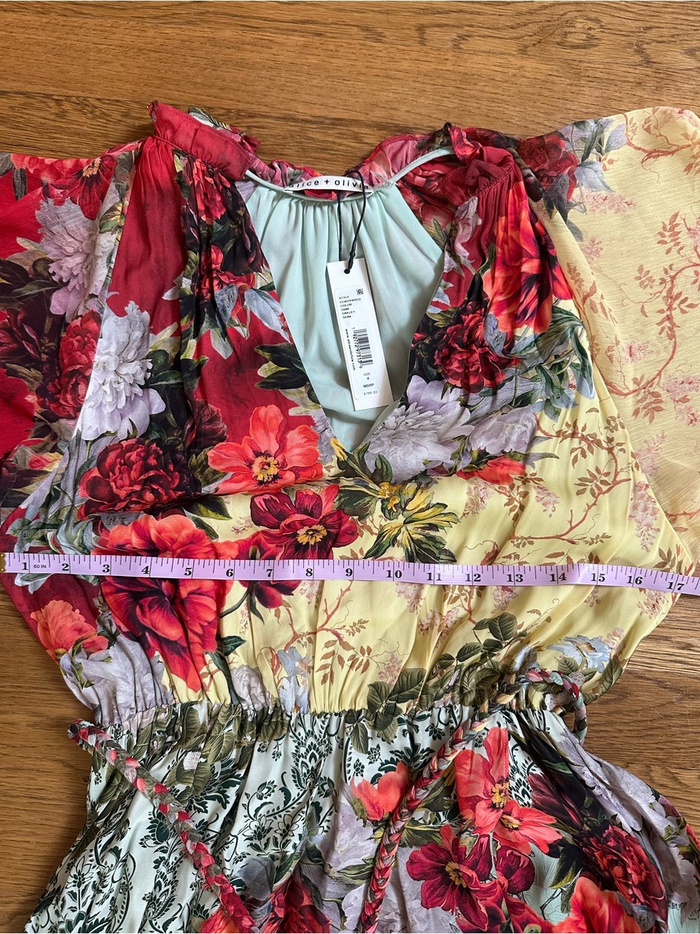 NWT Alice + Olivia Malinda Maxi Dress size 4 video - Picture 8 of 17